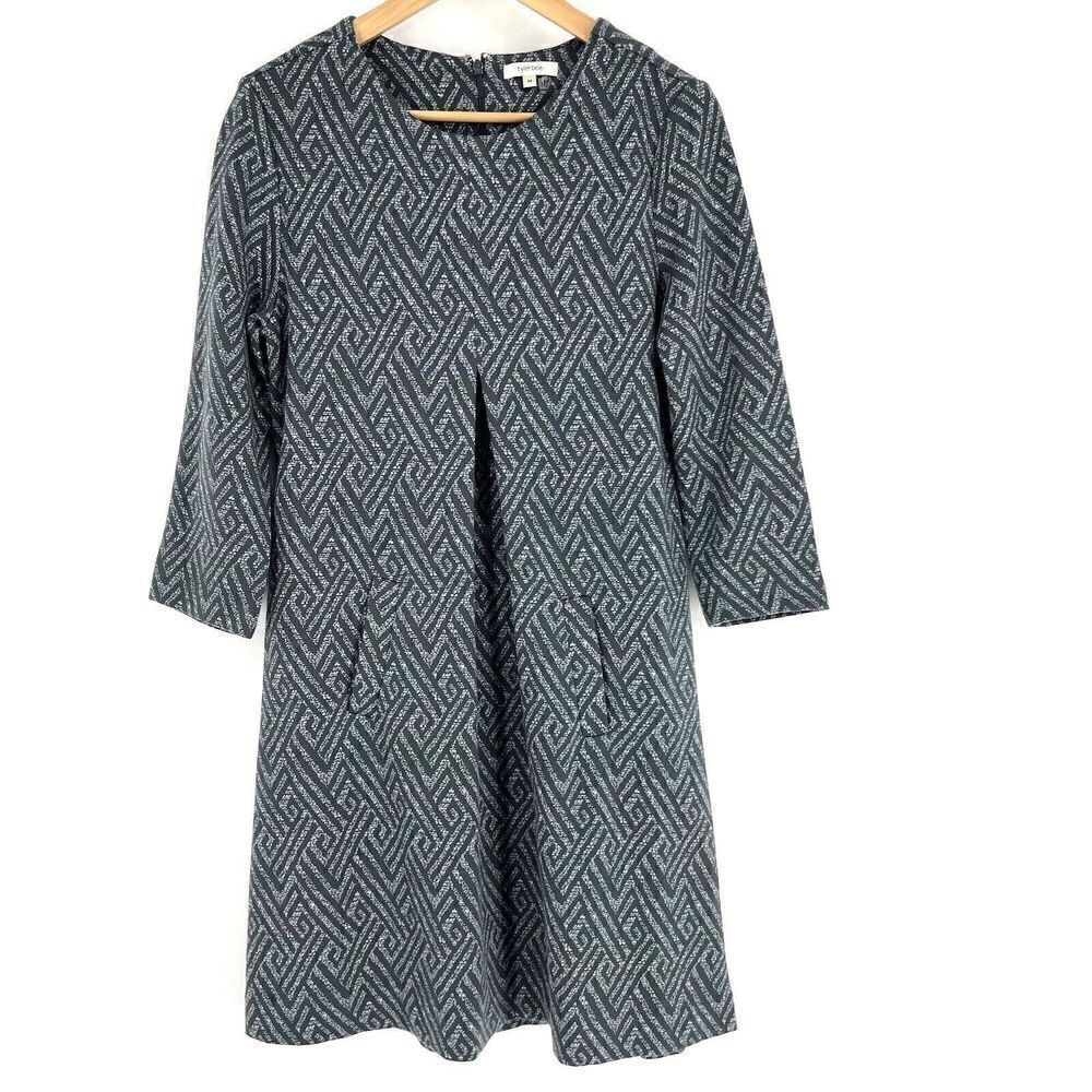 Tyler Boe Dress Size Medium Womens Gray Cindy 3/4 Sleeve Pleat Geometric Knit